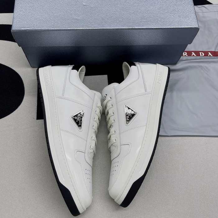 pra*a sneaker p034