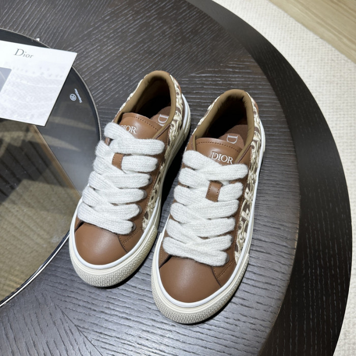 D*0r B33 SNEAKERS D20018