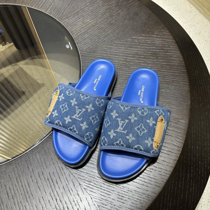 L0VT SANDALS