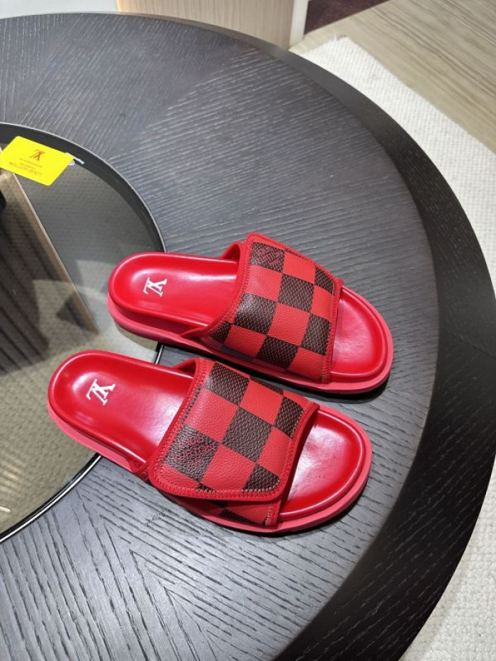 L0VT SANDALS