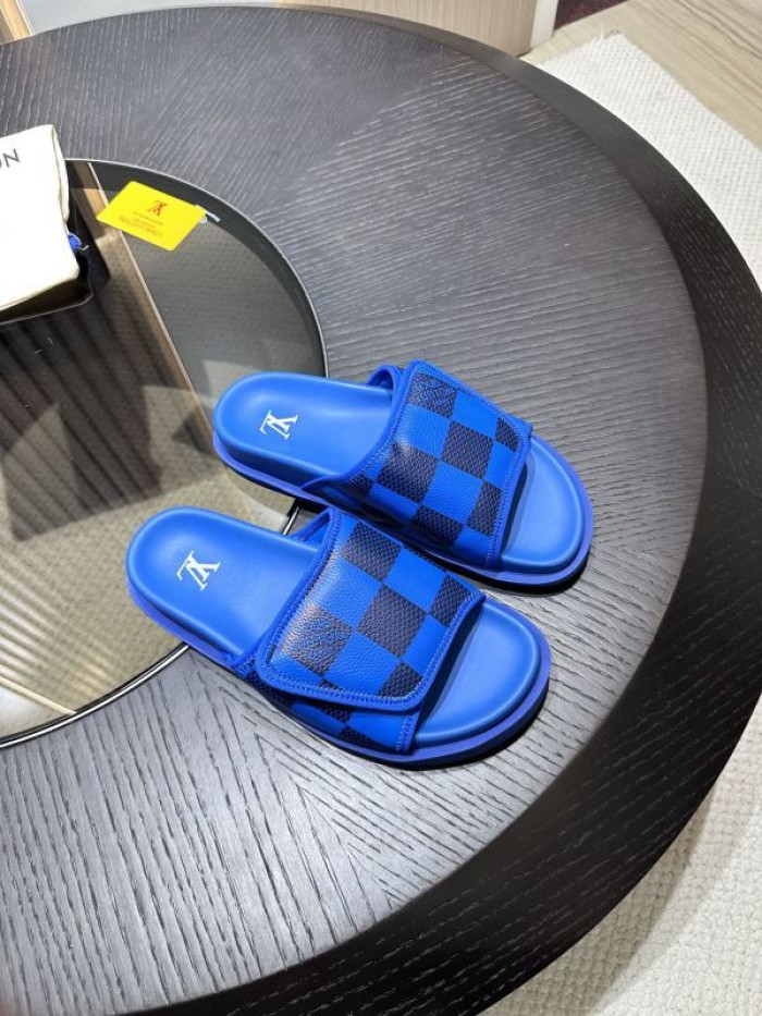 L0VT SANDALS