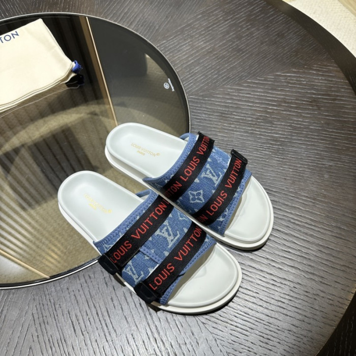 L0VT SANDALS