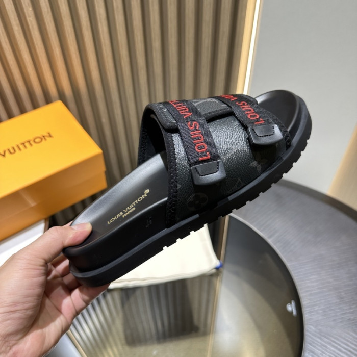 L0VT SANDALS