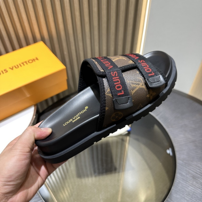L0VT SANDALS
