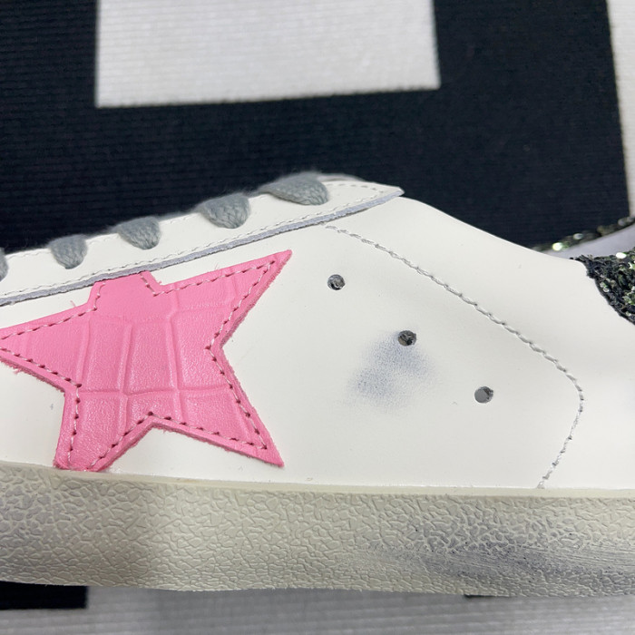 Golden Go*e S*per-Star SNEAKER GG01