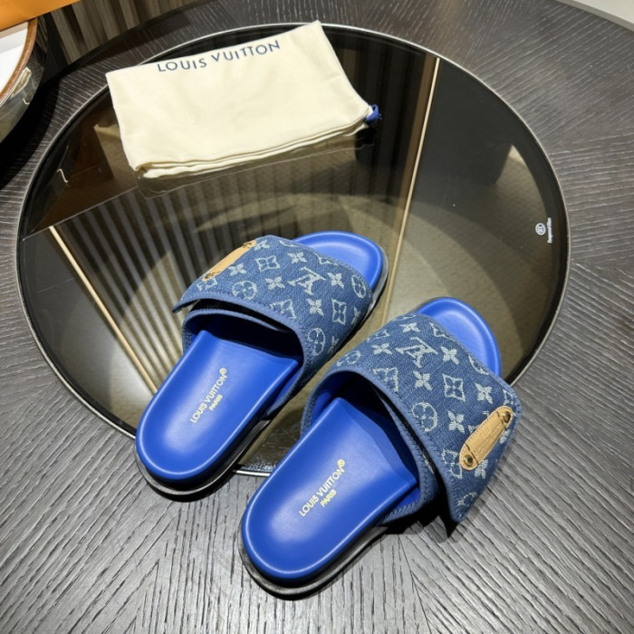 L0VT SANDALS