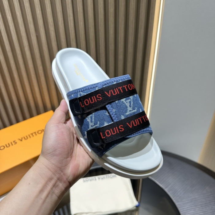 L0VT SANDALS