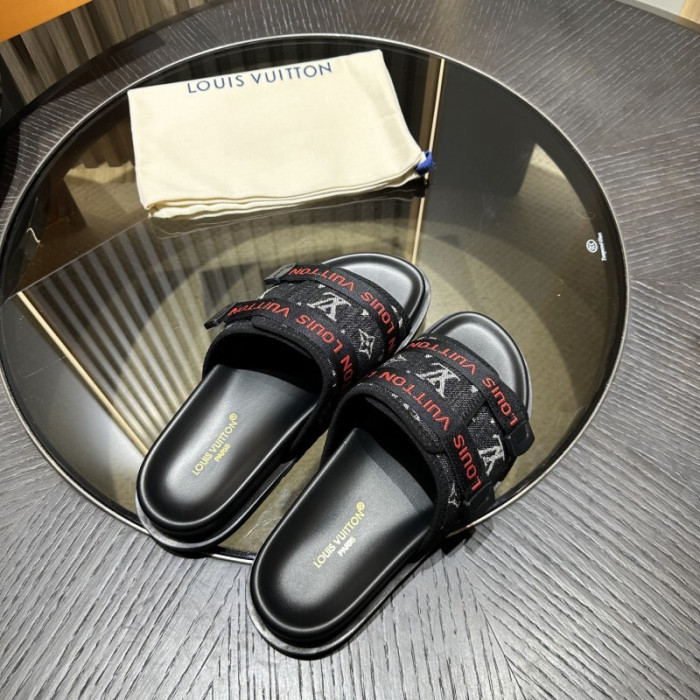 L0VT SANDALS