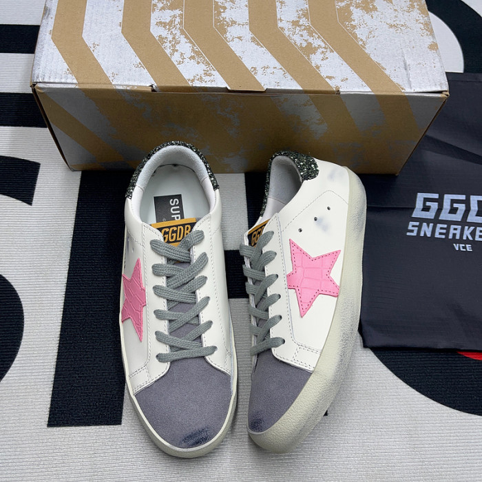 Golden Go*e S*per-Star SNEAKER GG01