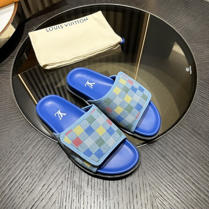 L0VT SANDALS