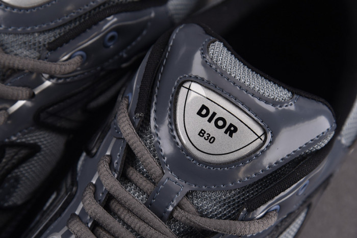 D*0r B30 SNEAKERS D0110