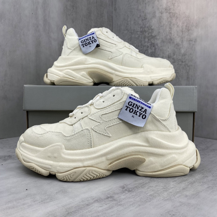 Ba*len*cia*ga Triple S SNEAKER