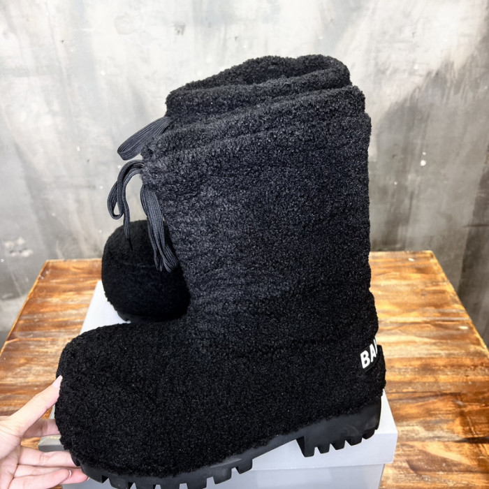 BLCG BOOTS SNEAKERS