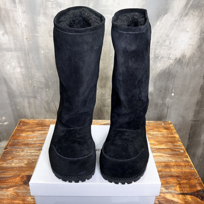 BLCG BOOTS SNEAKERS