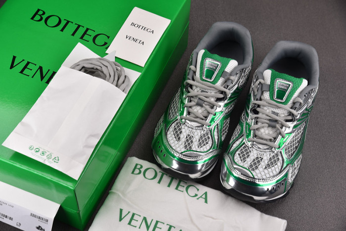 Bo*te*ga Ve*ne*ta BV045