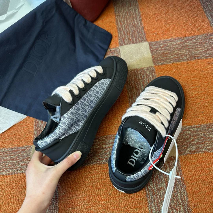 D*0r B33 SNEAKERS D20011