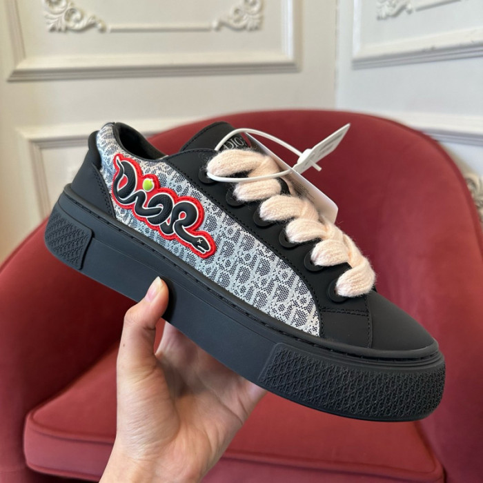 D*0r B33 SNEAKERS D20011
