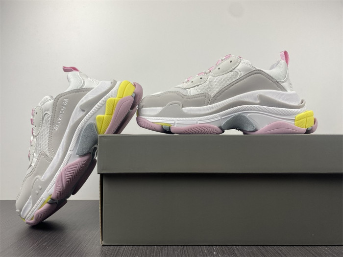 Ba*len*cia*ga Triple S SNEAKER ECBL 2684C