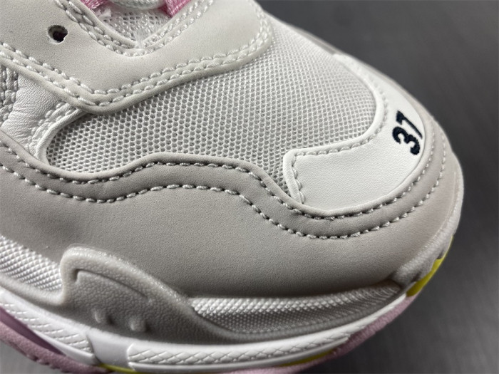 Ba*len*cia*ga Triple S SNEAKER ECBL 2684C
