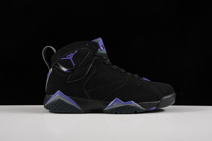 JORDAN 7 RETRO RAY ALLEN BUCKS 304775-053
