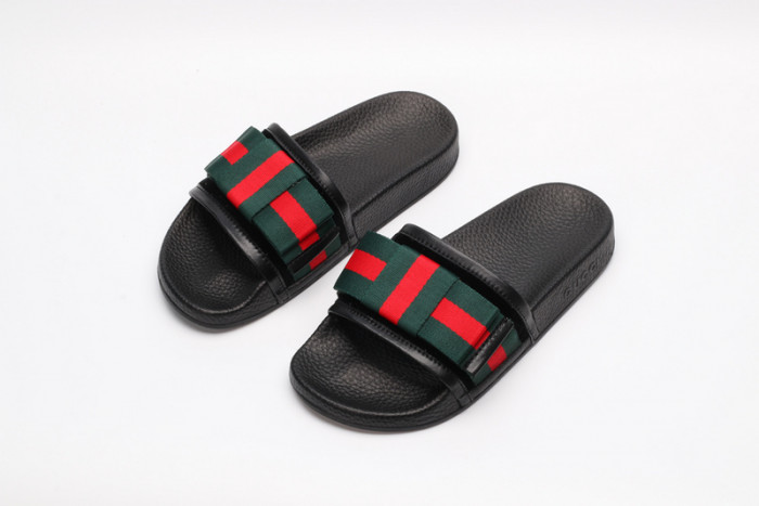G*u*i SLIDES G087