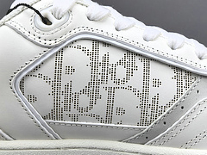 D*0r B27 SNEAKERS D03288