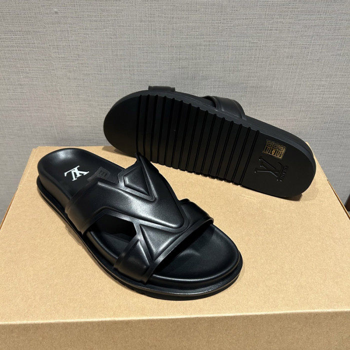 L0VT SANDALS