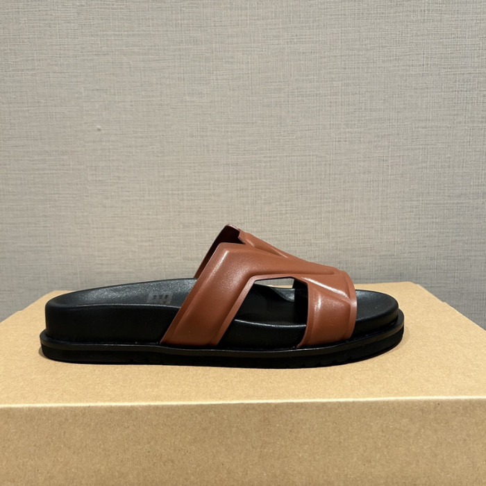 L0VT SANDALS
