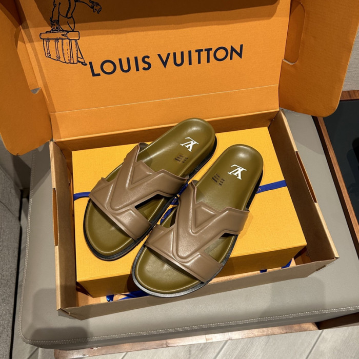 L0VT SANDALS