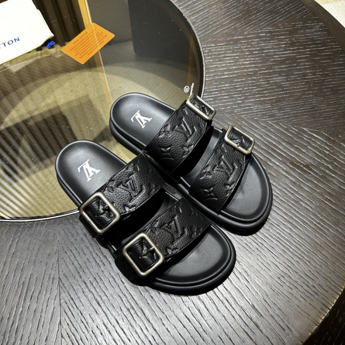 L0VT SANDALS
