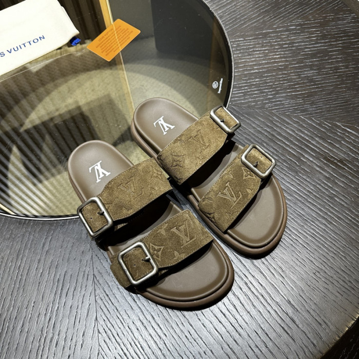 L0VT SANDALS