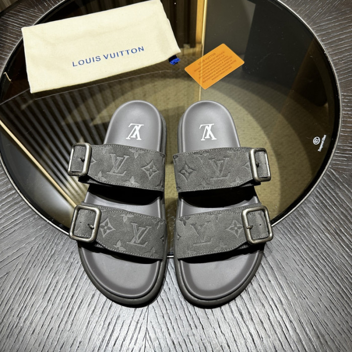 L0VT SANDALS