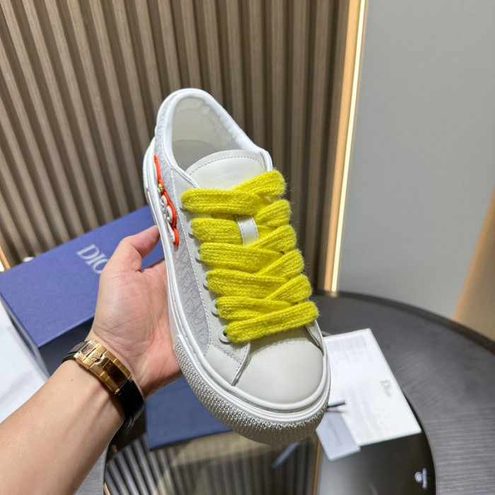 D*0r B33 SNEAKERS D20003