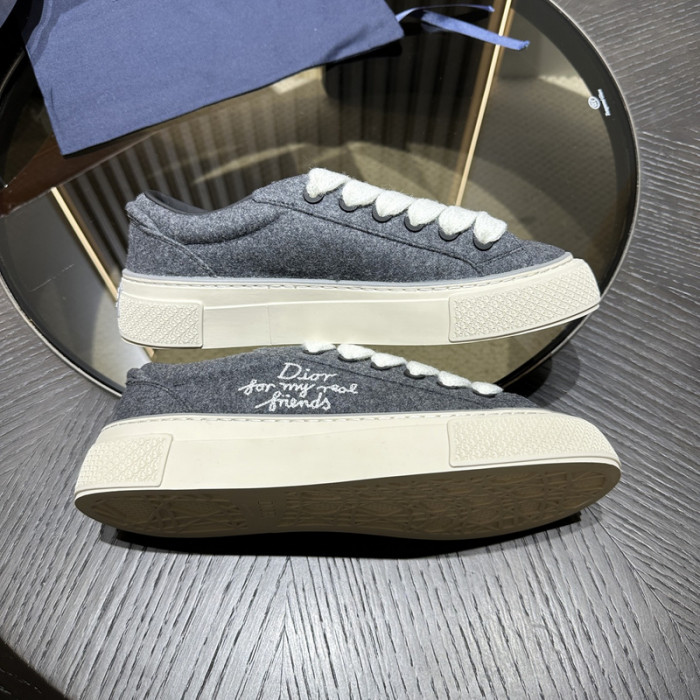 D*0r B33 SNEAKERS D20005