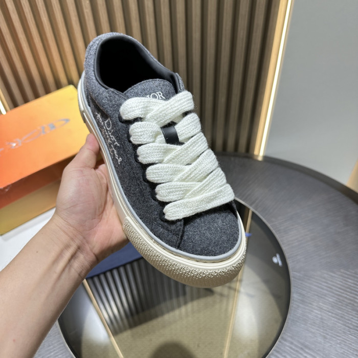 D*0r B33 SNEAKERS D20005