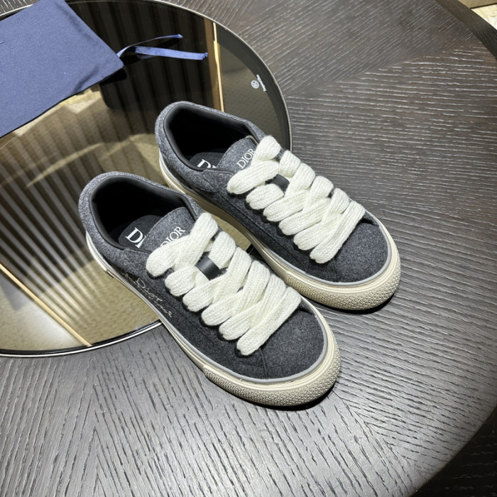 D*0r B33 SNEAKERS D20005