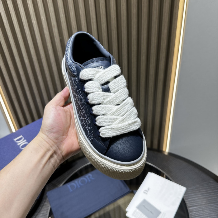 D*0r B33 SNEAKERS D20008