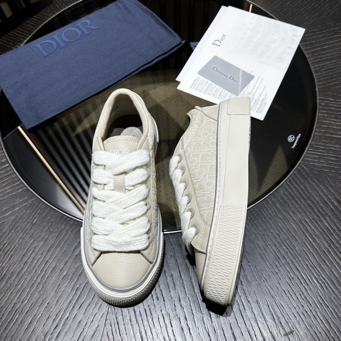 D*0r B33 SNEAKERS D20009