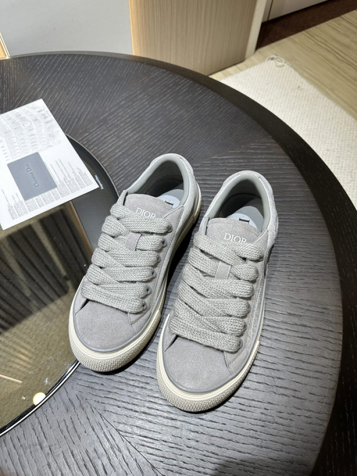 D*0r B33 SNEAKERS D20013