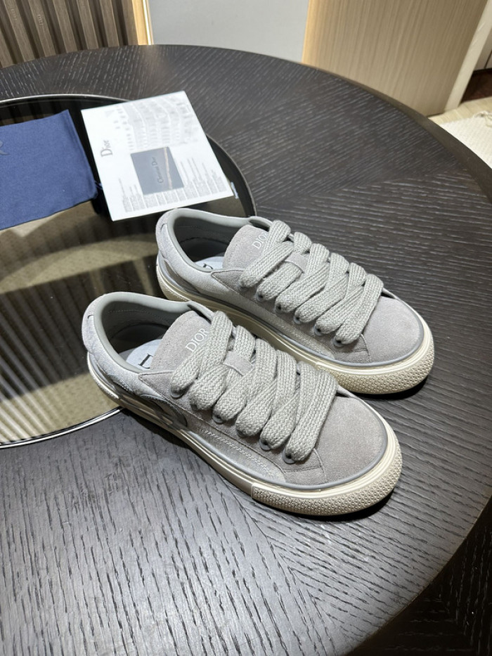 D*0r B33 SNEAKERS D20013