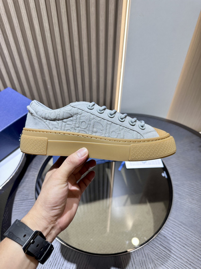 D*0r B33 SNEAKERS D20015