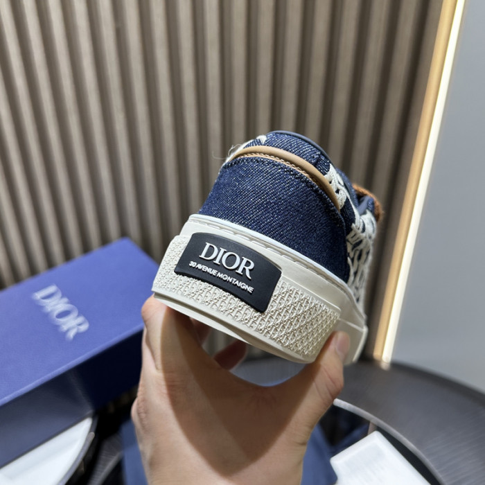 D*0r B33 SNEAKERS D20019