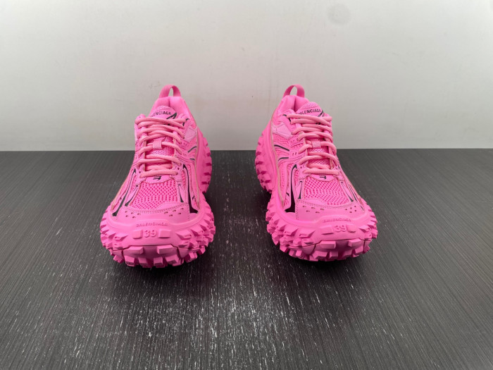 Ba*len*cia*ga defender trainers w2raa 5000