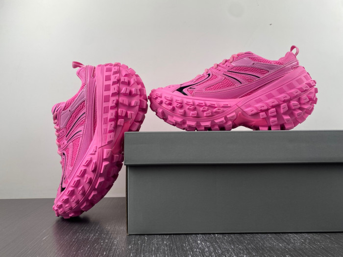 Ba*len*cia*ga defender trainers w2raa 5000