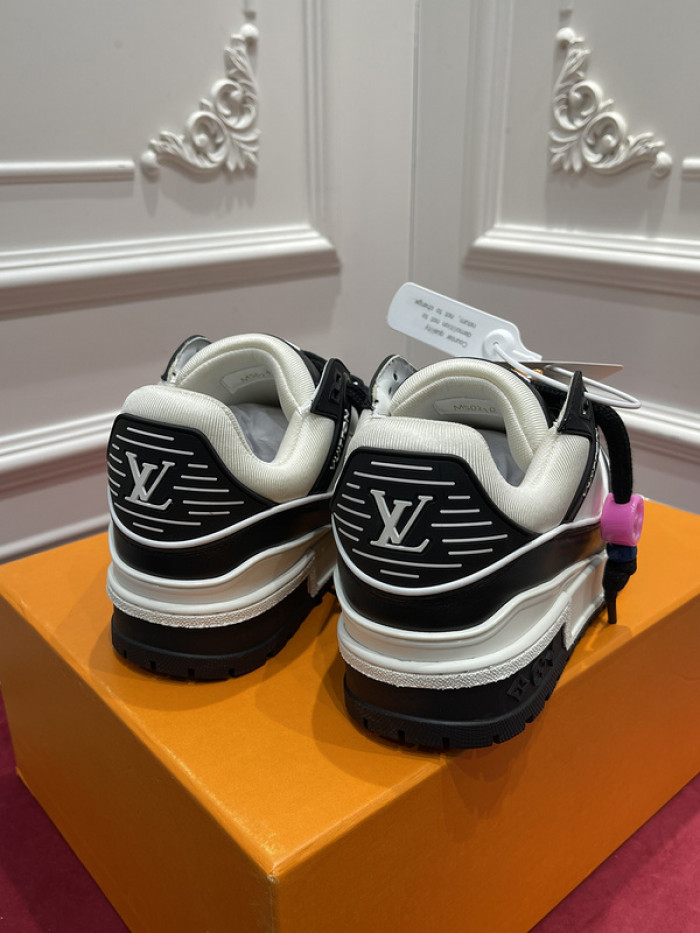 l0vt sneakers