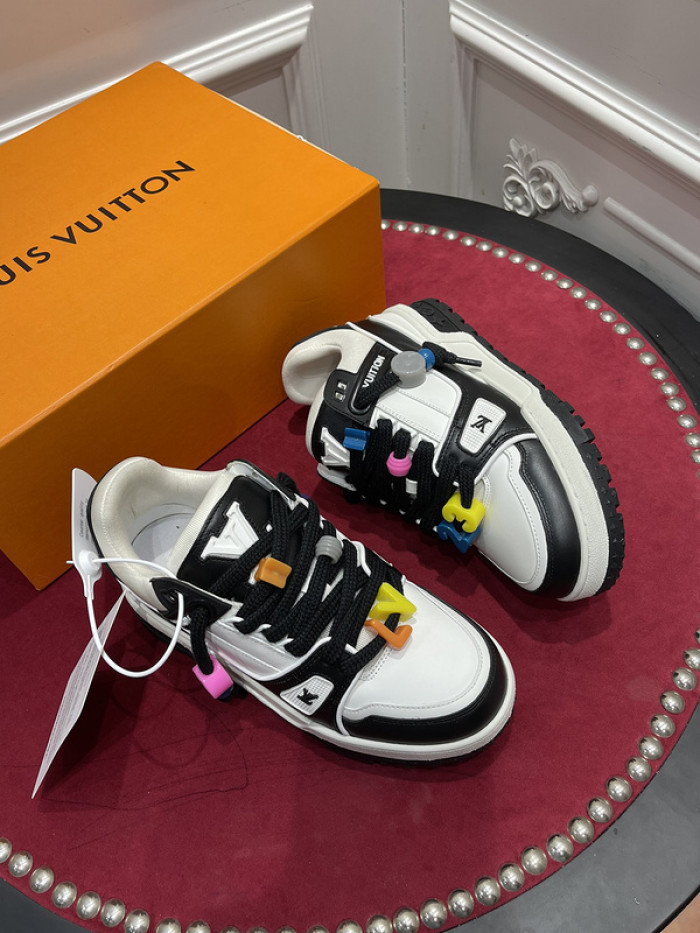 l0vt sneakers