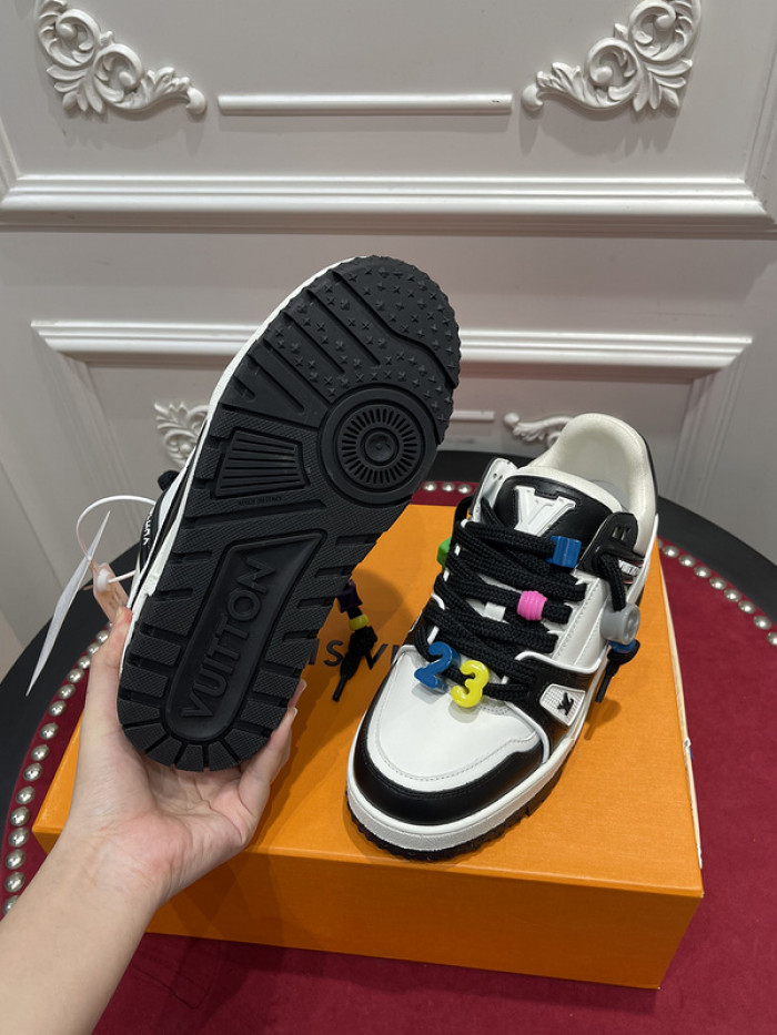 l0vt sneakers