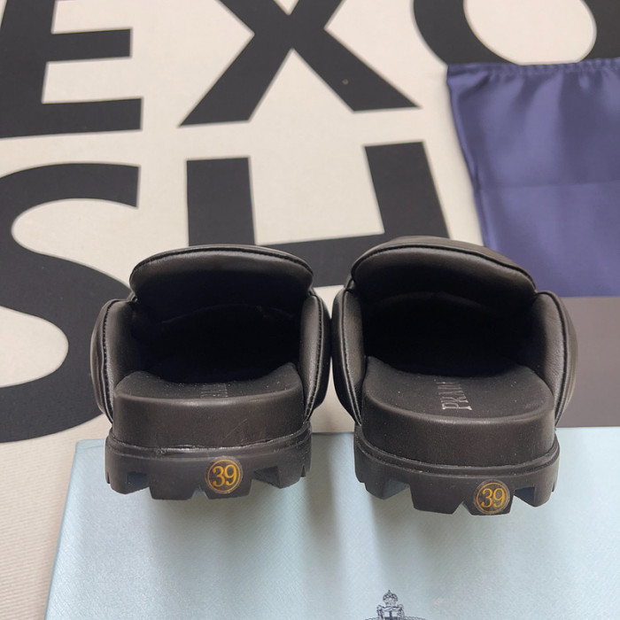 pra*a sandals p070