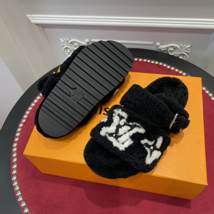 l0vt sneakers