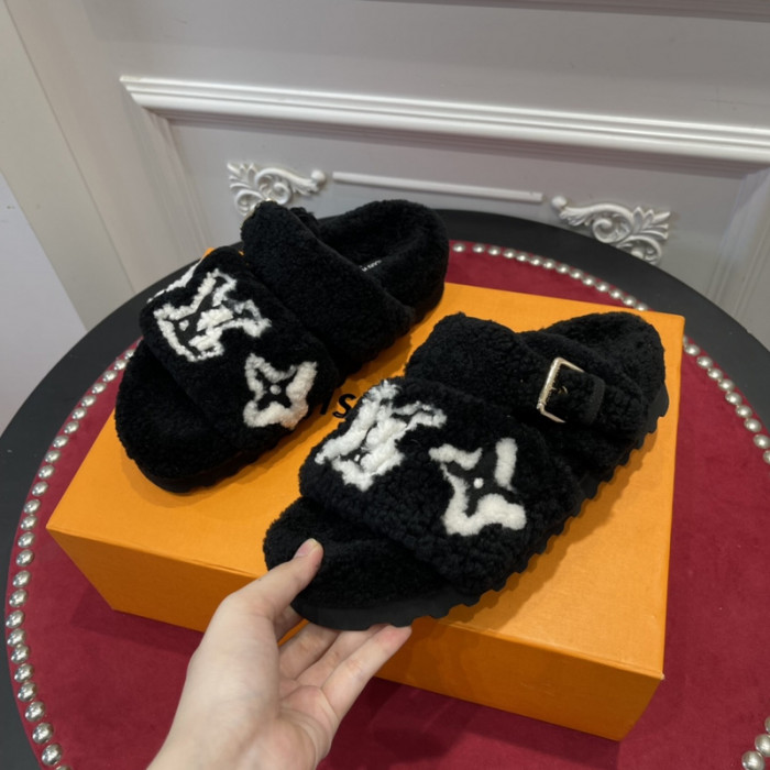 l0vt sneakers